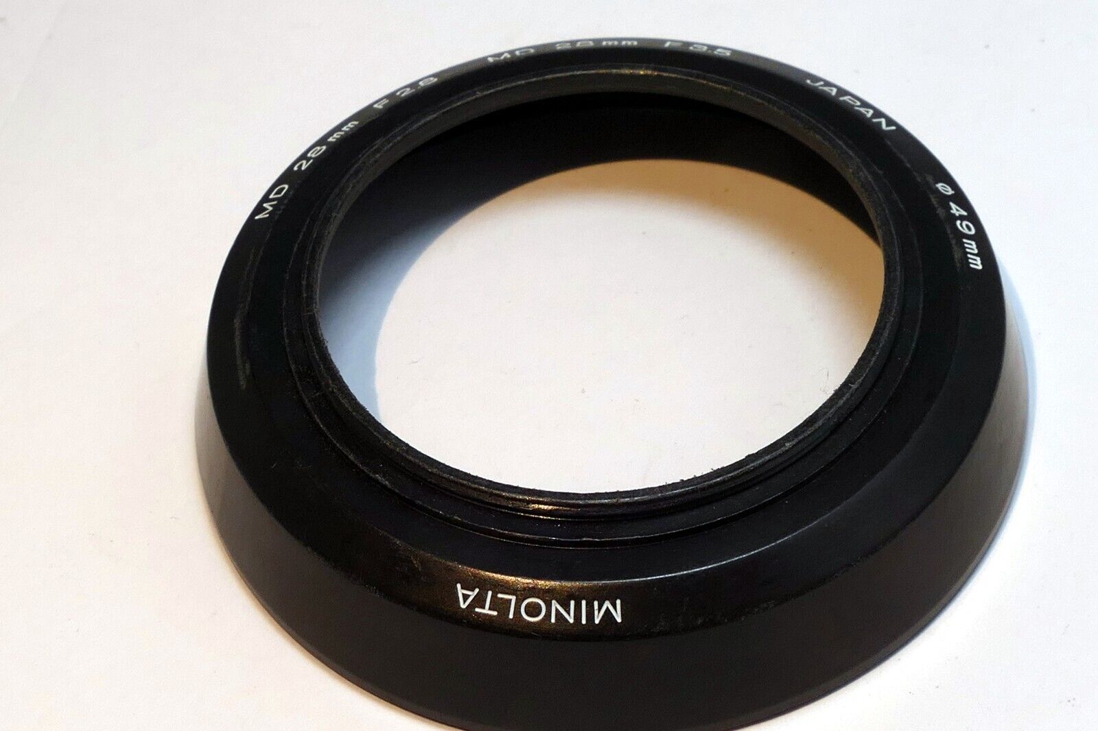 49mm Minolta Lens Hood Shade for MD 28mm f3.5 f2.8 threaded - Genuine OEM