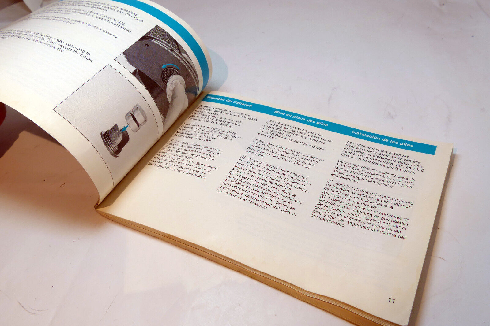 Yashica FX-D Quartz 35mm camera Guide Owner's Manual Book English En SP GR FR