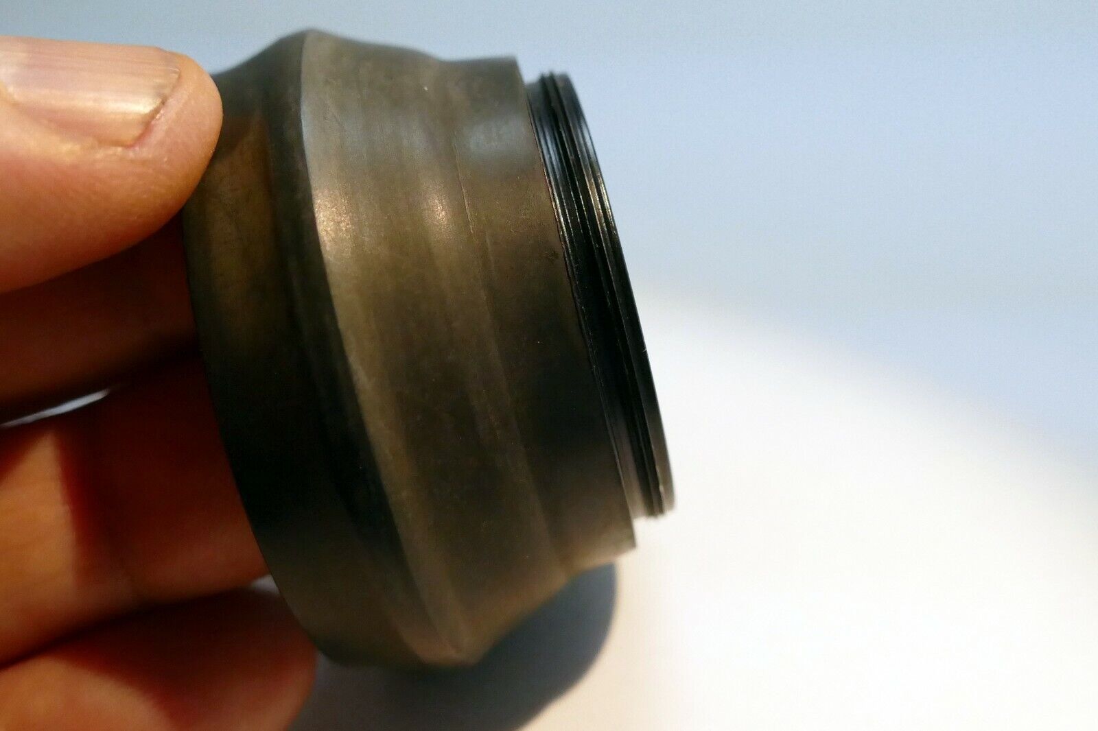 LEICA LEITZ COLLAPSIBLE RUBBER LENS HOOD SHADE 12517 FOR 90MM F4 series 5.5