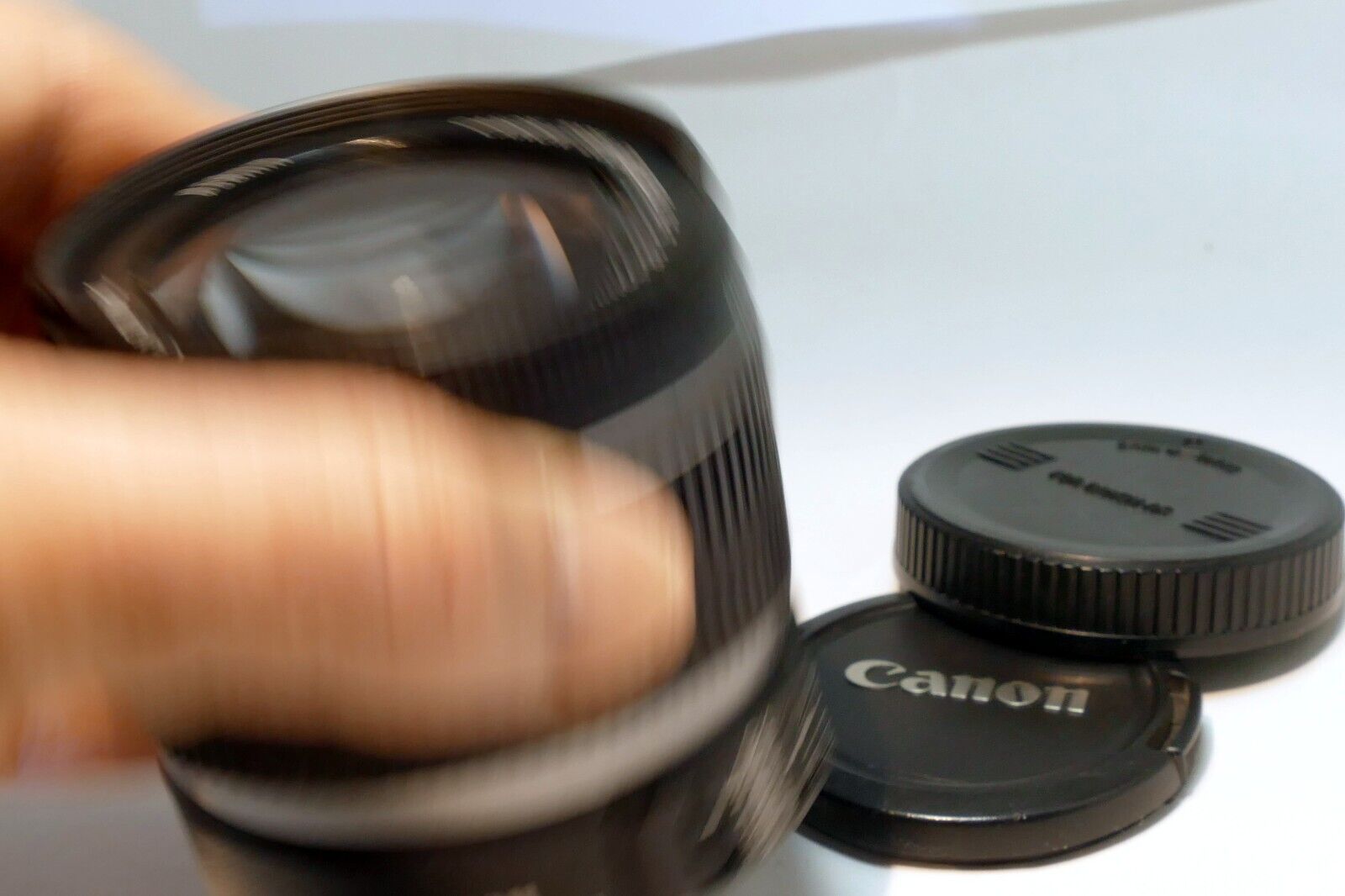 Canon EF-S 18-55mm f/3.5-5.6 IS Lens for digital rebel image stabilizer
