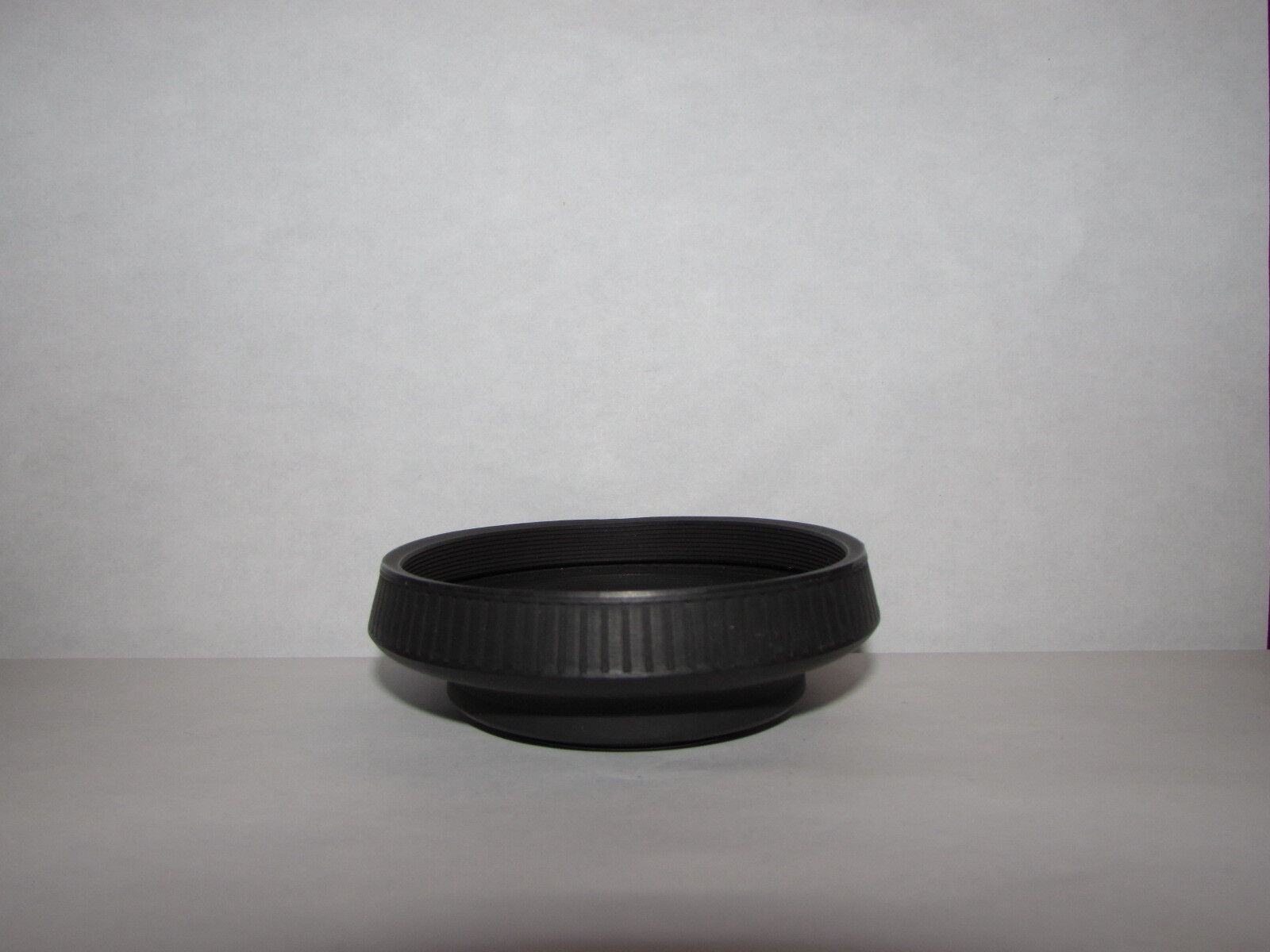 52mm Tiffen Rubber Collapsible  Lens Hood B11847/48