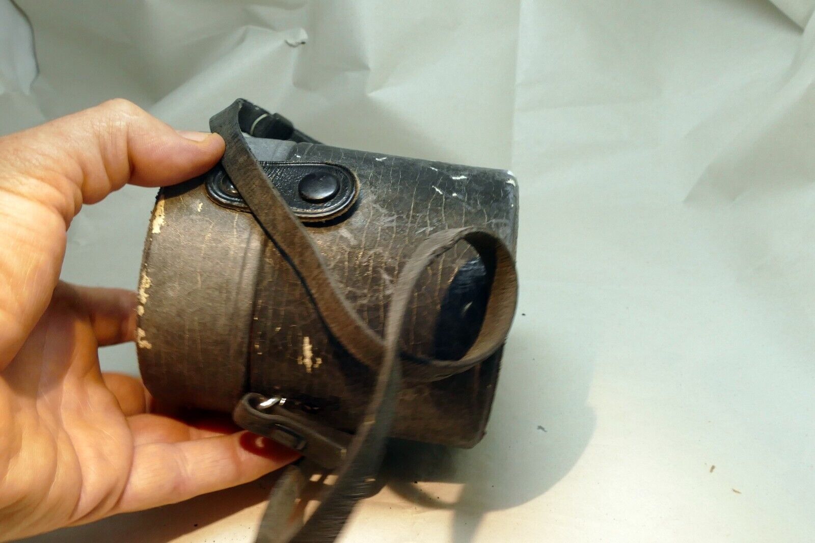 Nikon Hard Case for Nikkor 50mm f1.4 Ai-s CL-34 lens