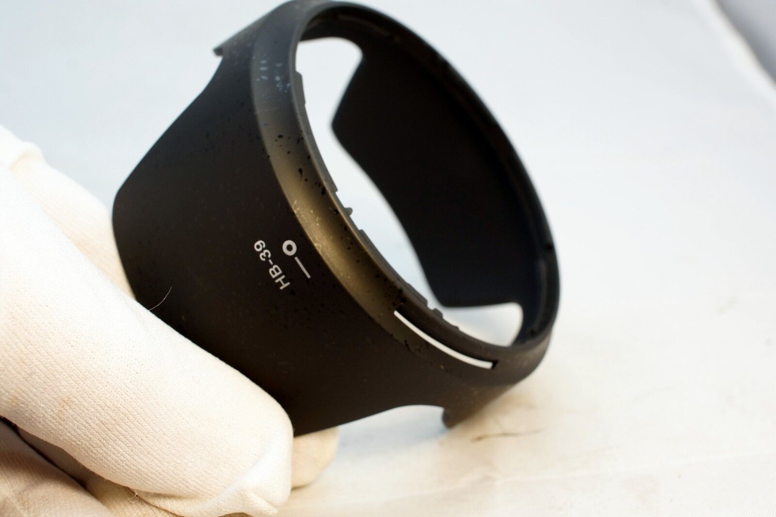 HB-39 Lens Hood Shade for NIKON AF-S DX 16-85mm f3.5-5.6G VR