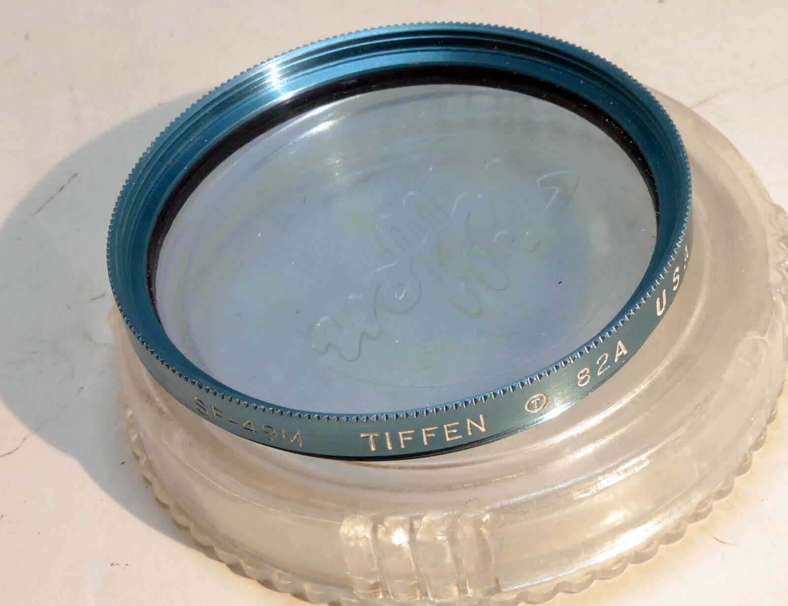 Tiffen 49mm  SF-49M 82A light blue filter threaded (with coating damage)