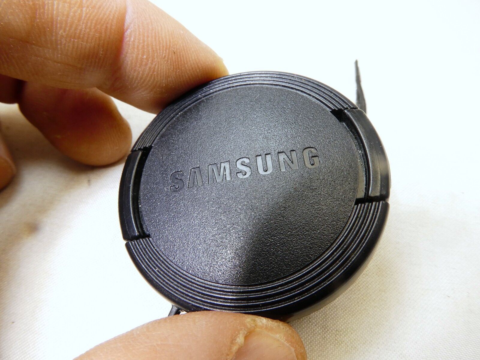 Samsung 46mm Snap on Front Lens Cap Genuine