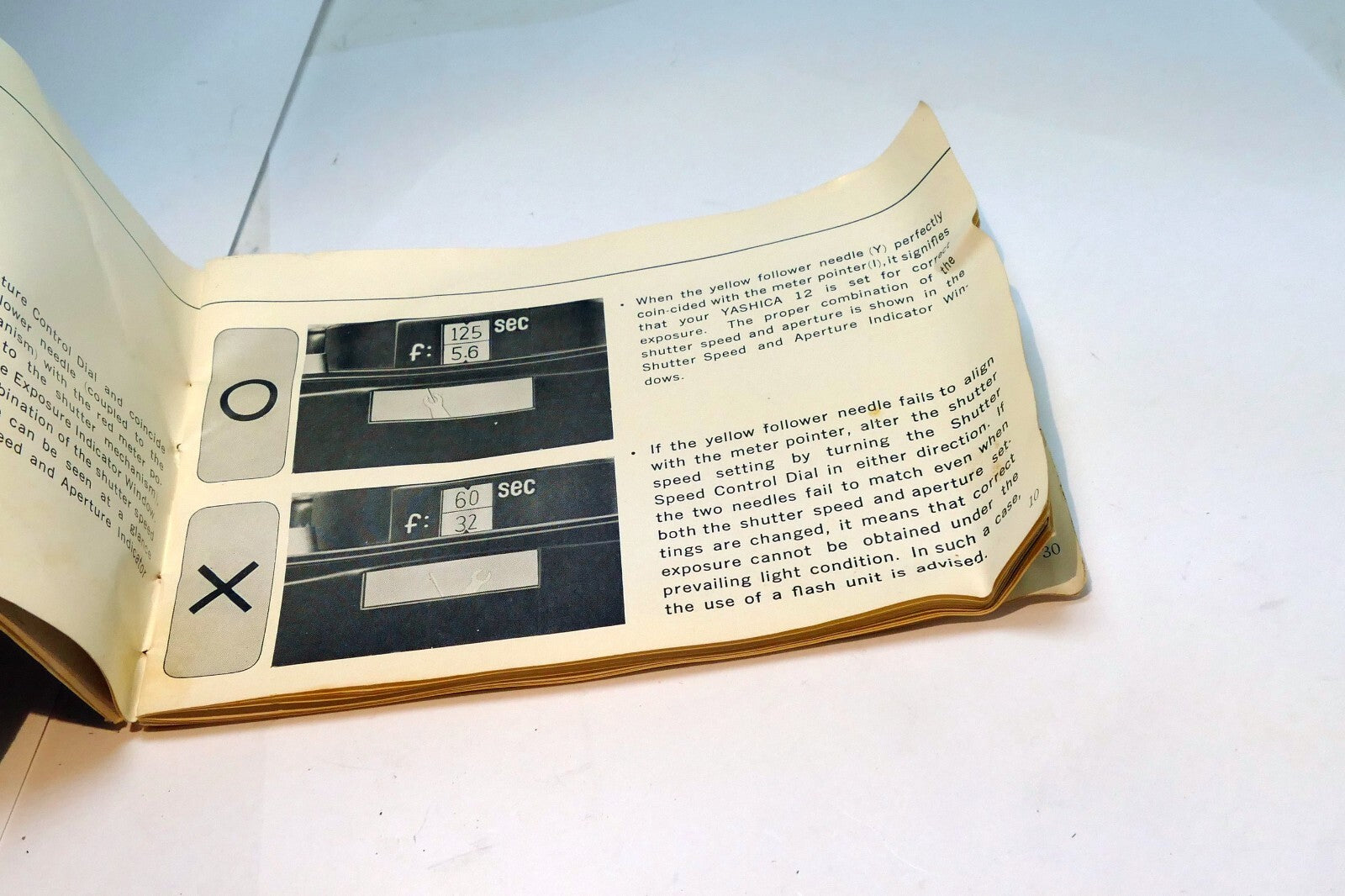 Yashica TLR 12 Camera guide manual  Booklet 66 vintage 6X6