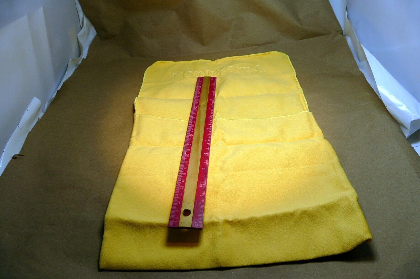 Nikon REALITY Case Lens soft pouch for NIKKOR 70-200mm f/2.8 VR S (yellow)