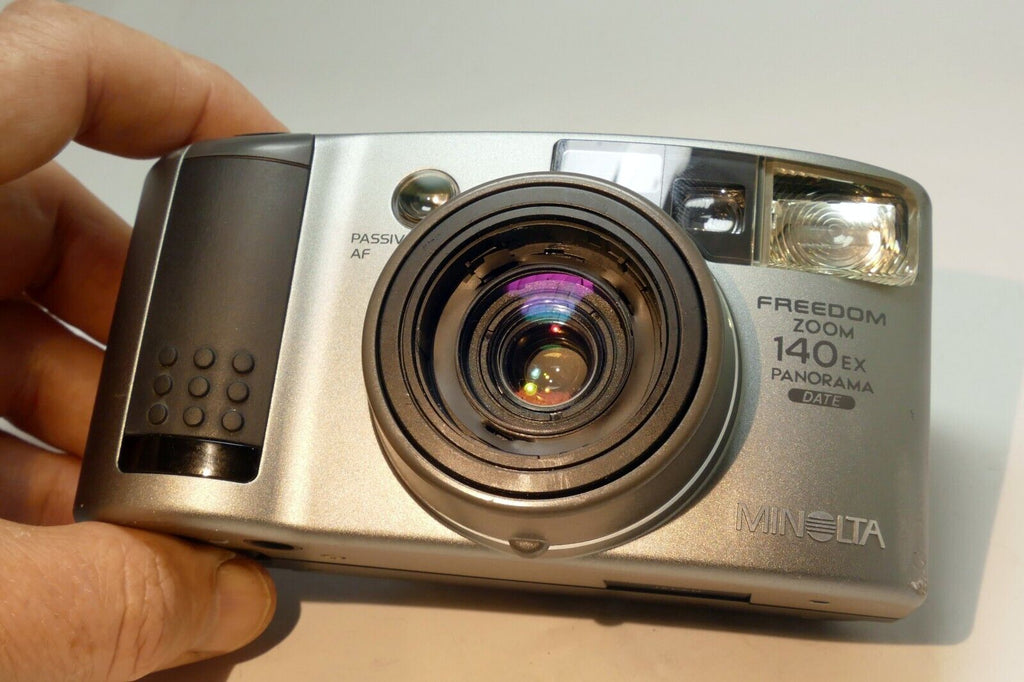 Minolta Freedom Zoom Panorama 140EX Point Shoot 35mm Film Camera AS IS untested
