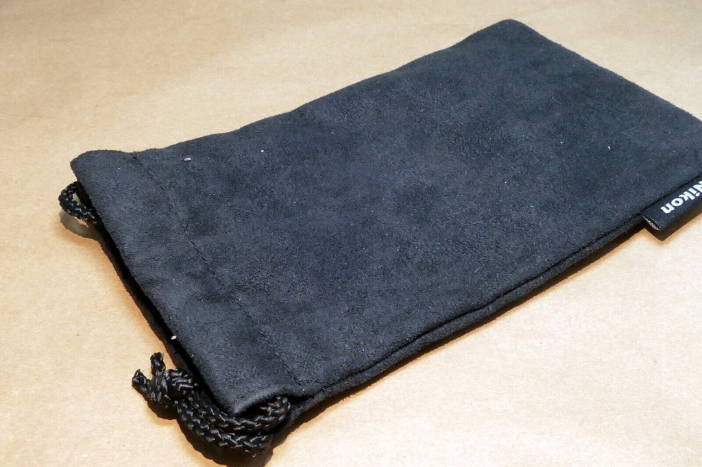 NIKON Soft Pouch Case  4X6" for 55-200mm AF-s VR lens
