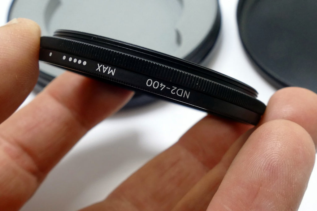 Urth 55mm ND2-400 Variable ND Lens Filter 1-8.6 Stop Range Ultra-Slim NANO 20 La