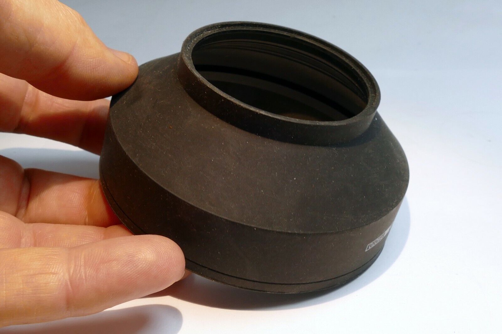 Slip on type Rubber Hood shade for  55mm rim ( parts missing metal ring)