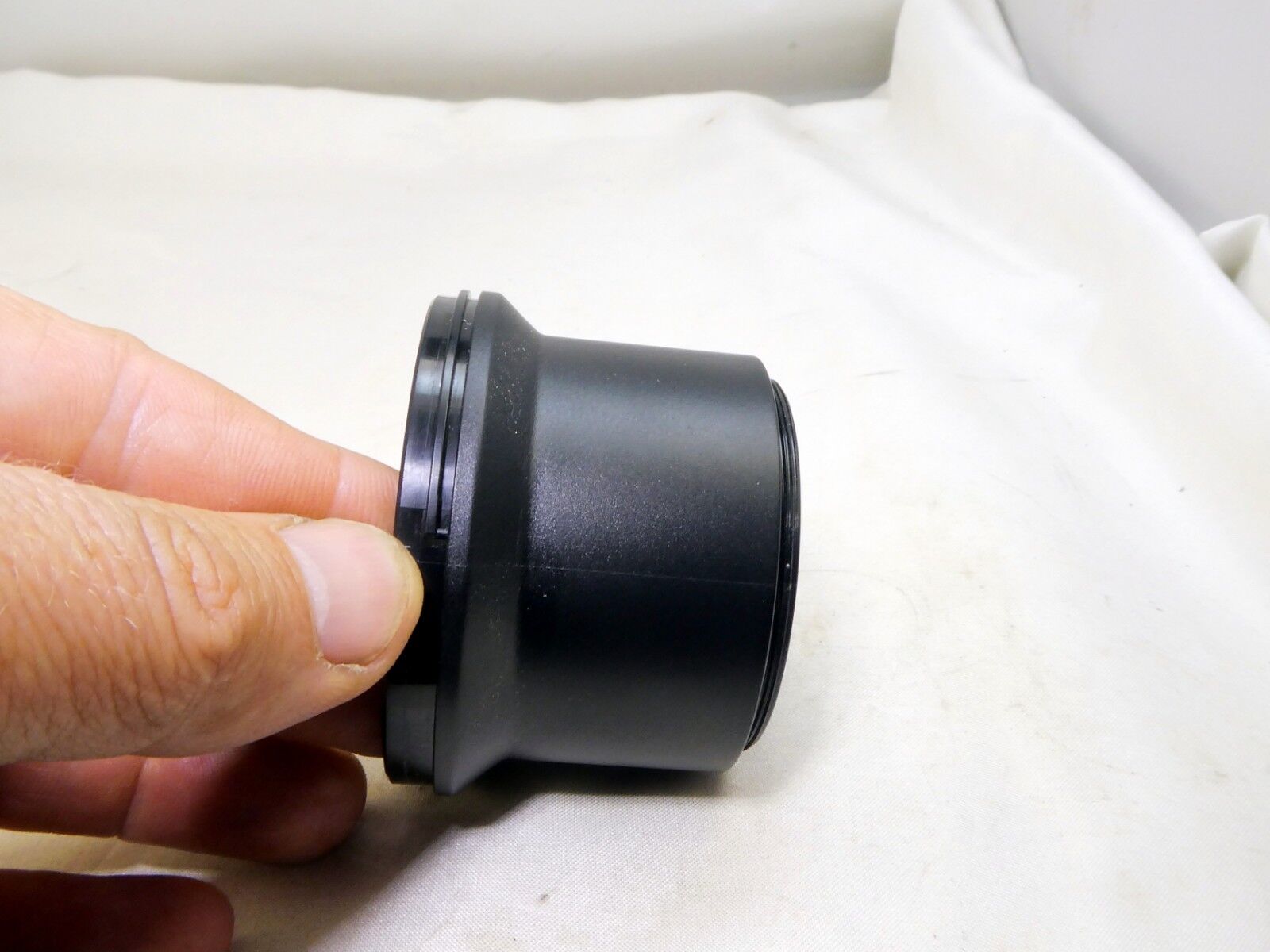 Plastic Lens Hood adapter 51mm male thread and 58mm female threads