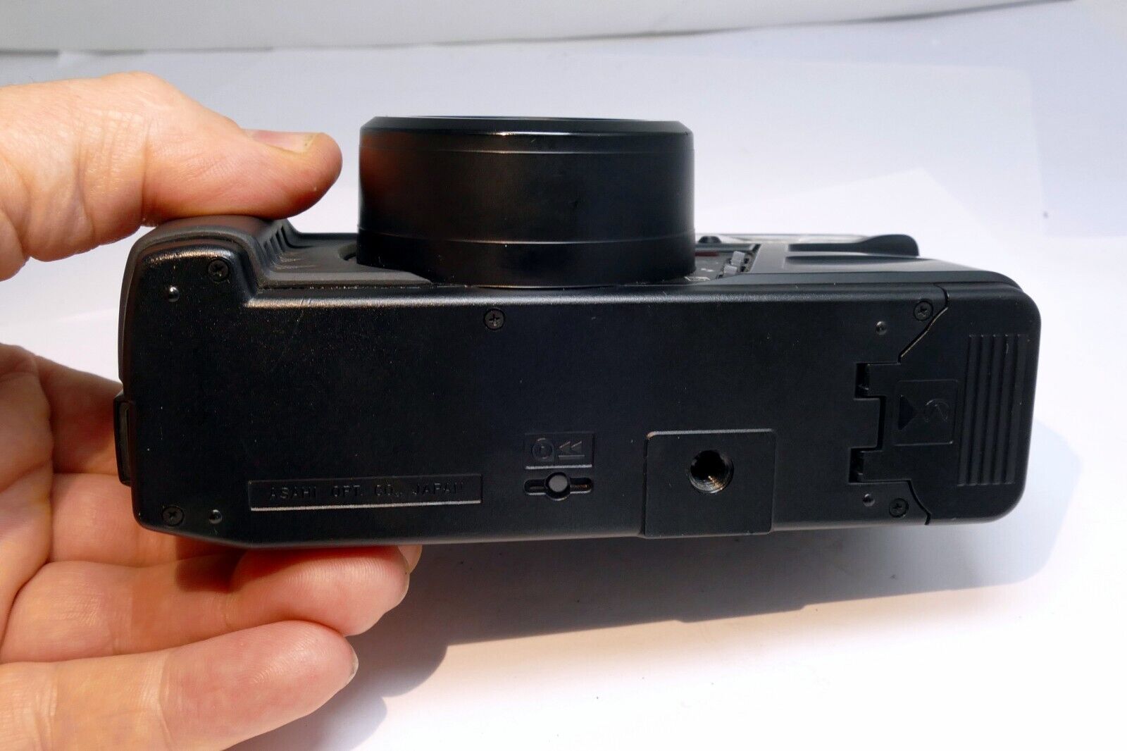 Pentax IQ zoom 35-70mm AF 35mm Camera  - Untested AS IS, might work, or not