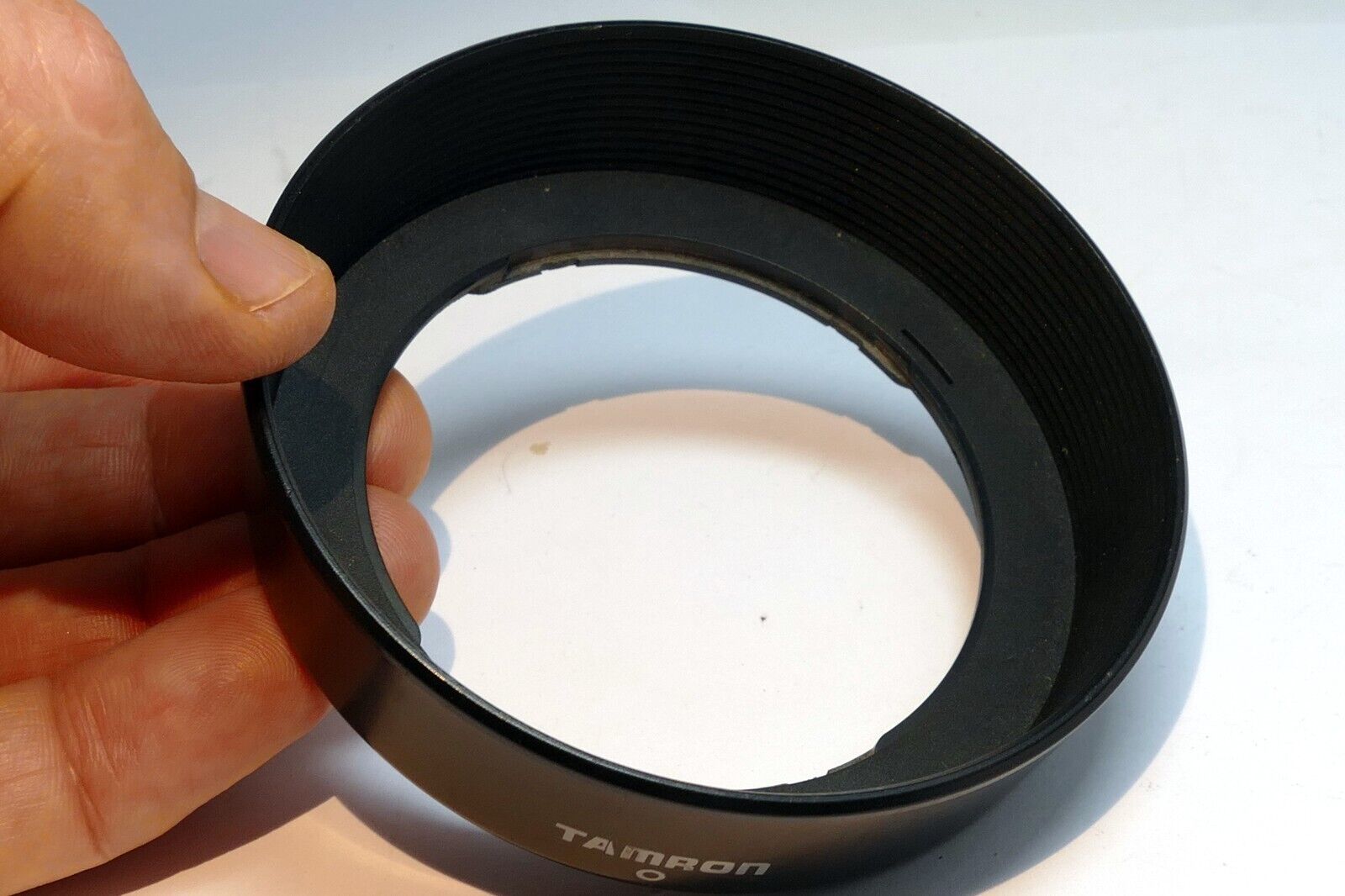 Tamron C2FH  Lens Hood Shade for  28-80mm f/3.5-5.6 AF  (58mm rim)