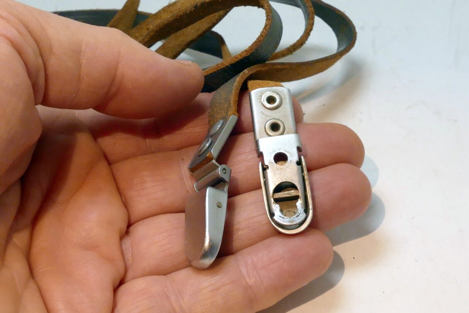 S EC S2A Leather Zenza Bronica shoulder neck strap 1cm wide OEM