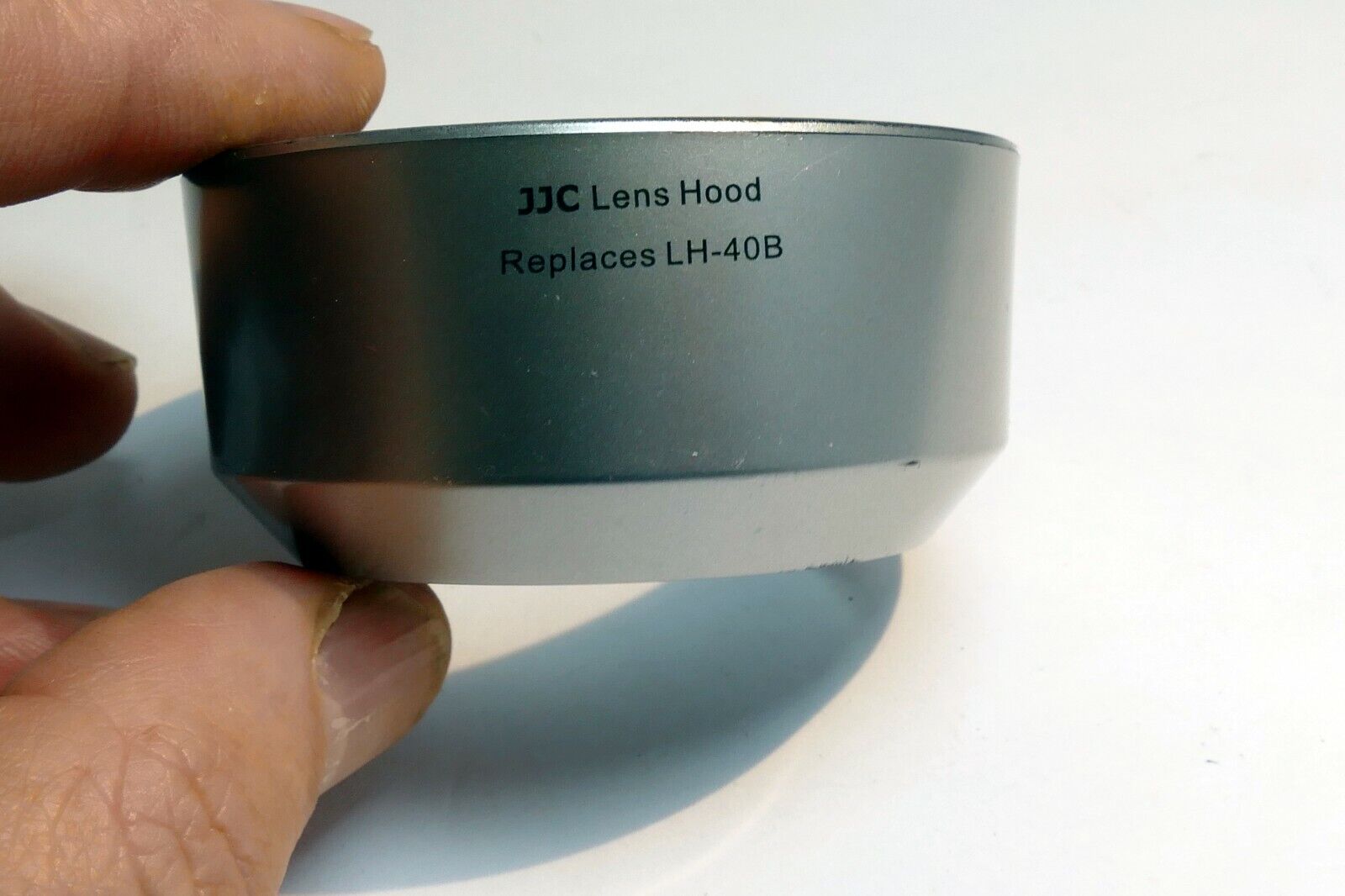 LH-40B Replacement Bayonet Lens Hood Shade Olympus Zuiko Digital 45mm f1.8