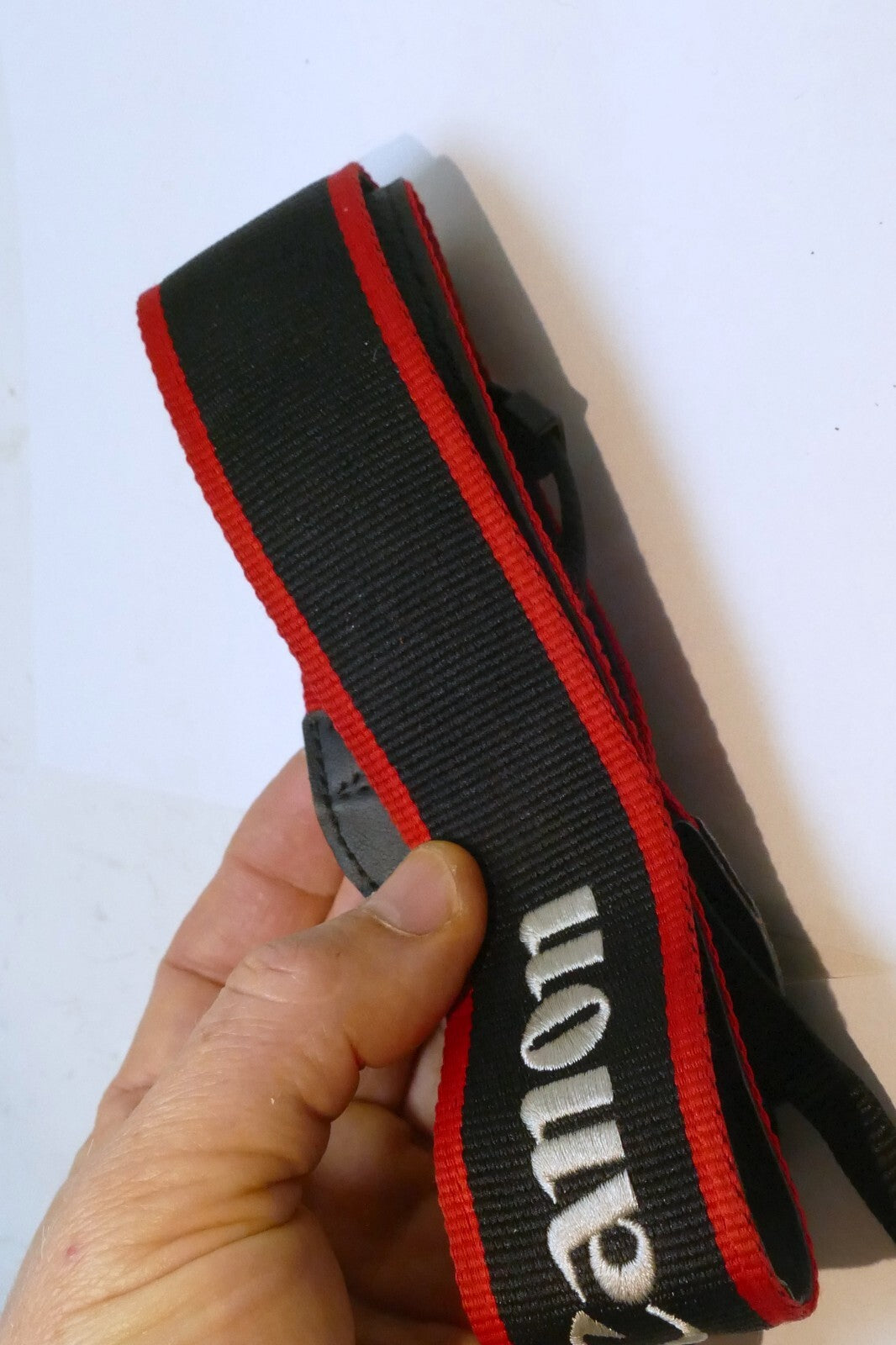 Canon EOS 90D Camera Neck Shoulder Strap Canvas Black/Red - Genuine OEM