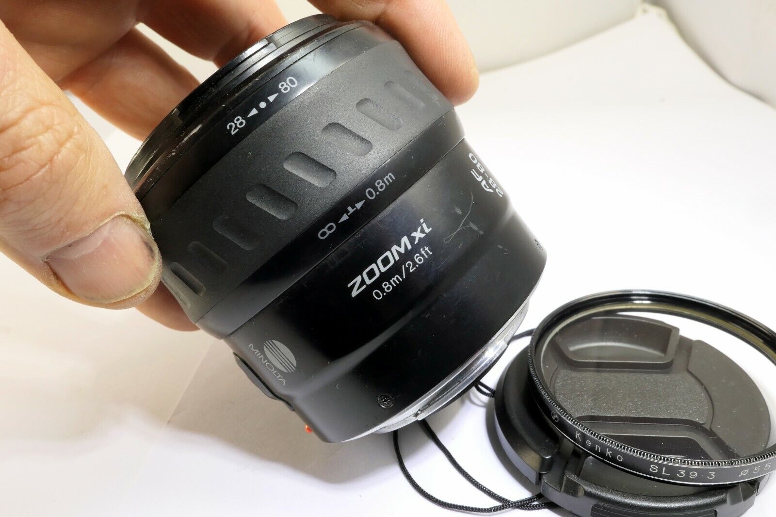 Konica Minolta AF XI 28-80mm f4-5.6 Xi Lens w/ aperture stuck needs repair AS IS