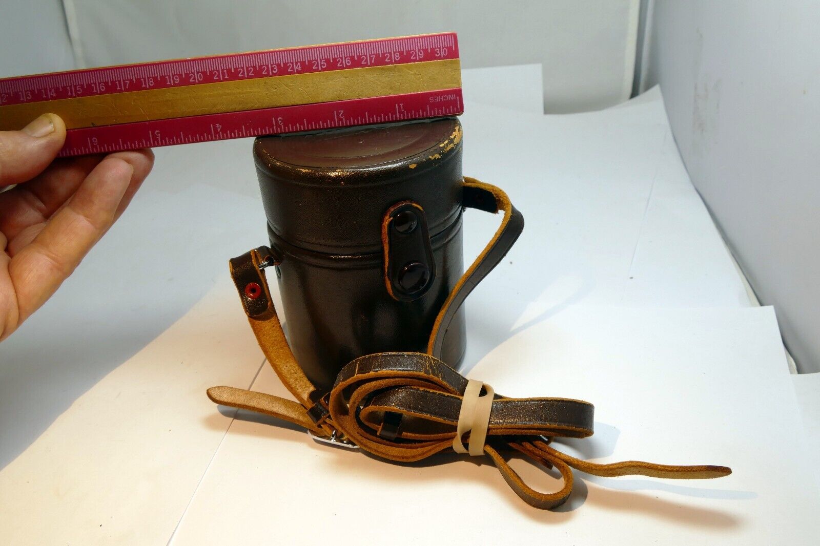 Nikon NIKKOR Lens Hard Case (for 85mm f1.8 Nikkor Ai-s f2 ) - - Genuine OEM