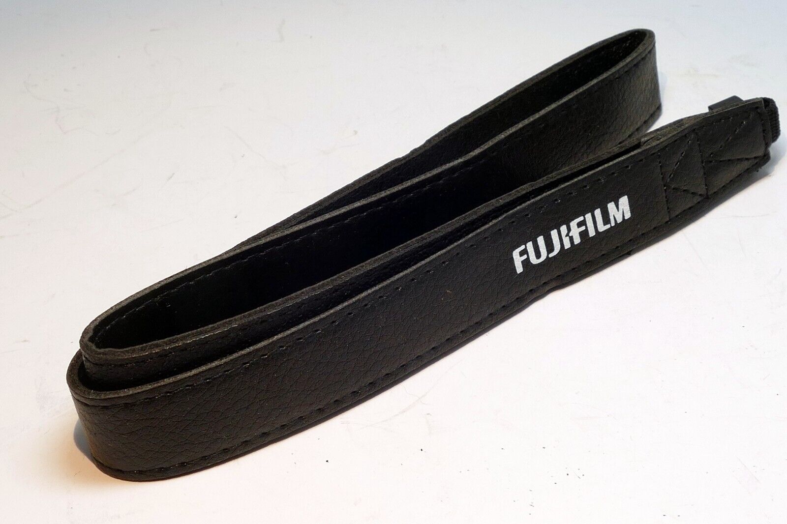 Fujifilm X S1 Q1 Q2 Digital Camera Neck Shoulder Strap - Genuine OEM