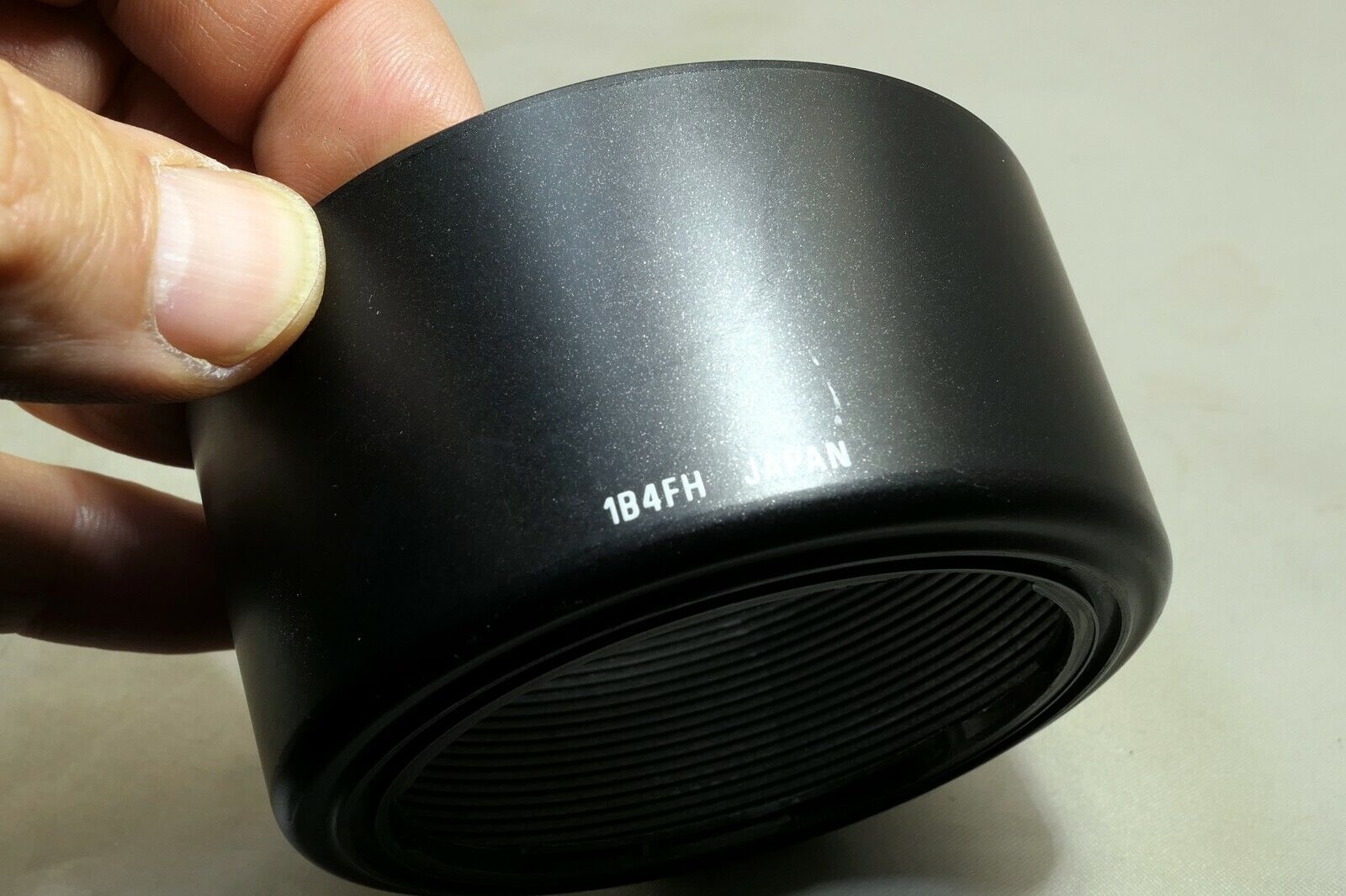 Tamron 1B4FH Lens Hood Shade for 70-300mm f4-5.6 LD (472D) - 58mm rim