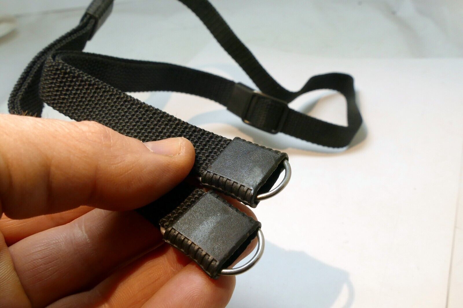 1.5cm wide Rangefinder  Camera Strap Black Nylon sturdy w/ metal rings  end