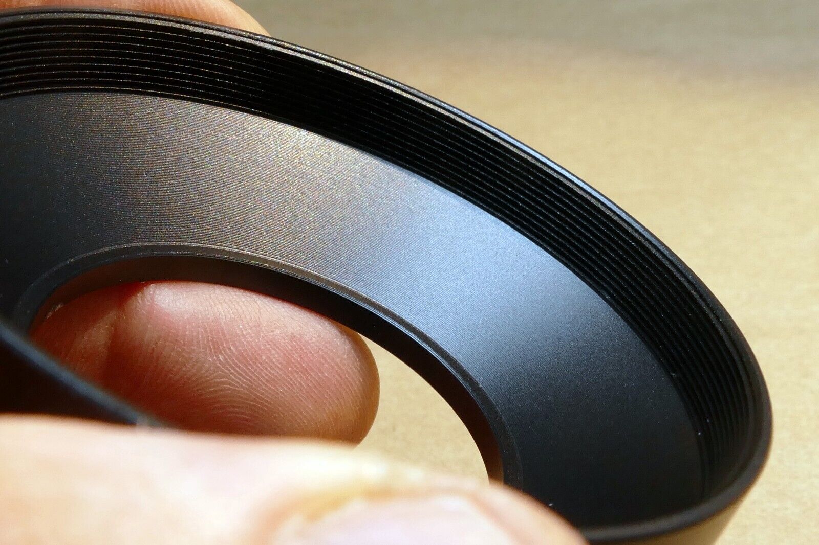 43mm Metal LENS hood Wide Angle screw w/ threads in front rim 67mm - new