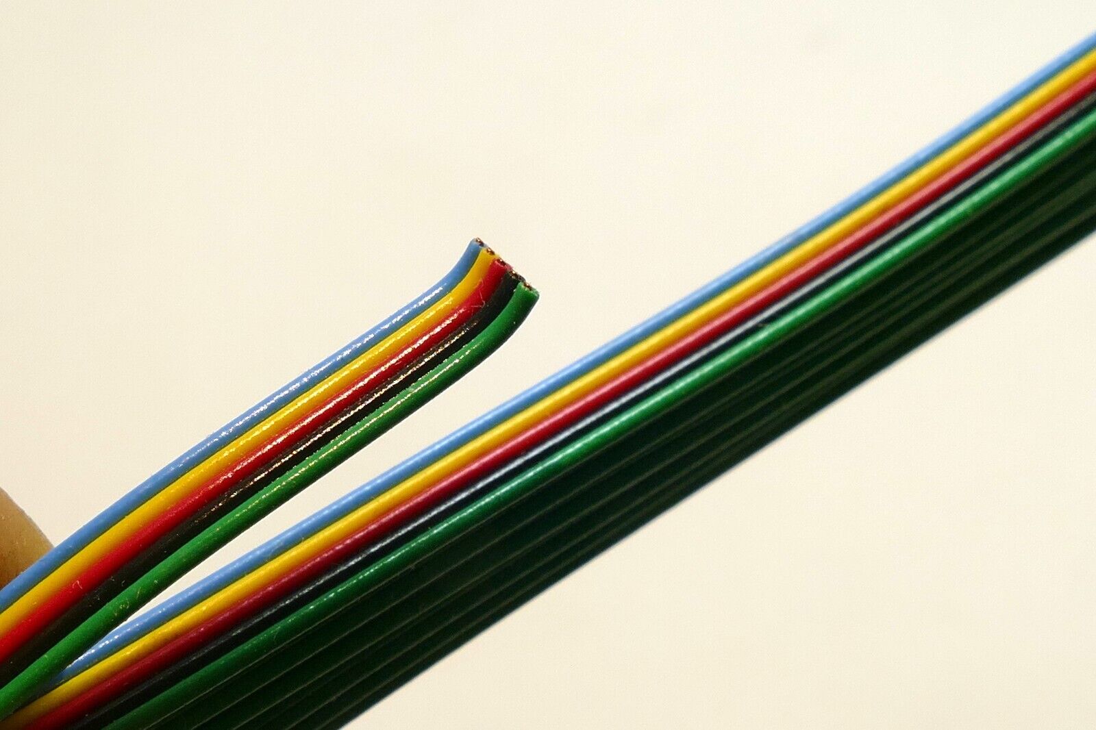 HO TRAINS- VINTAGE - SWITCH TRACK WIRES- LN - SR34