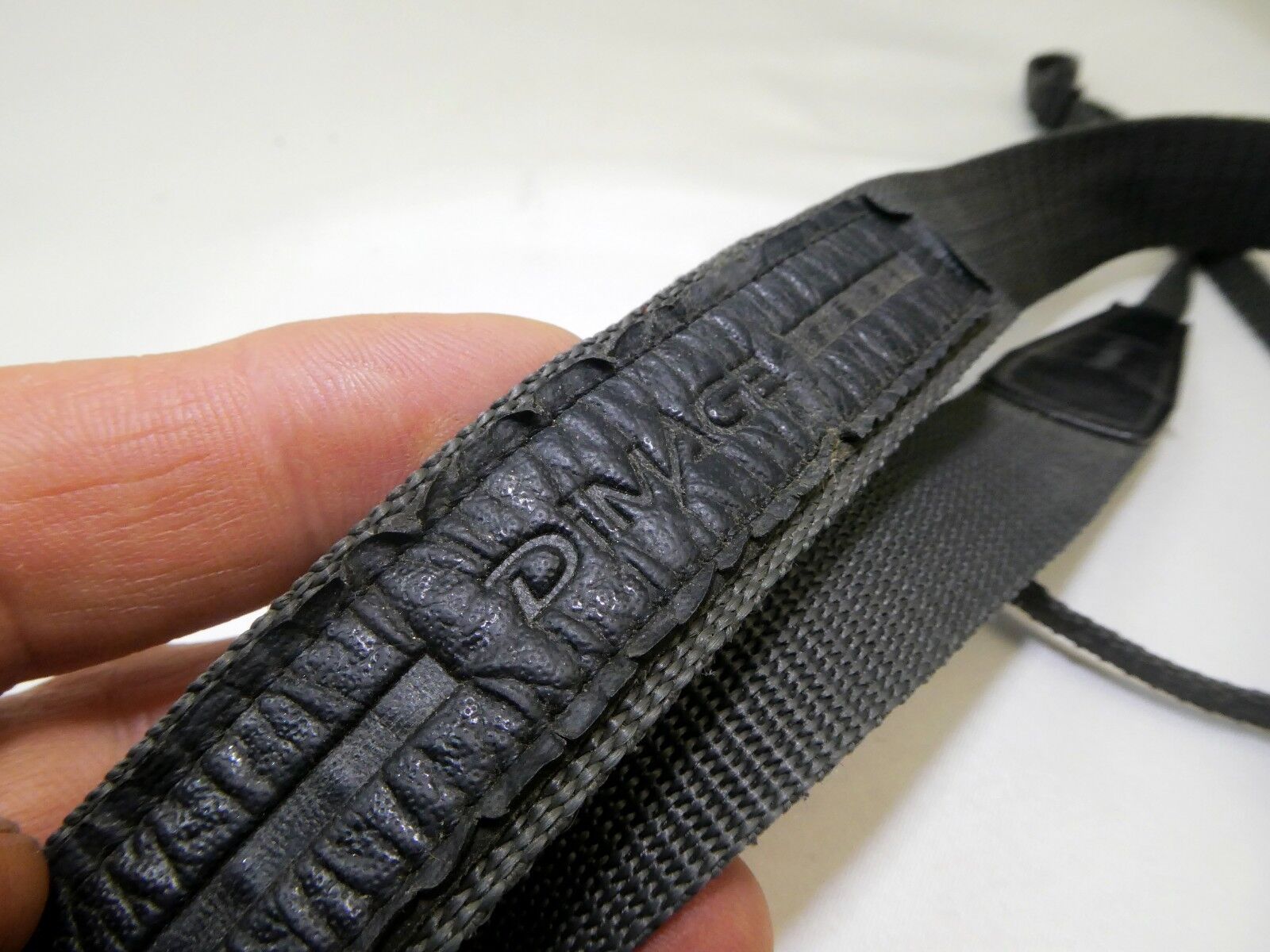 7mm wide Minolta Dimage 42" Digital Camera Strap genuine