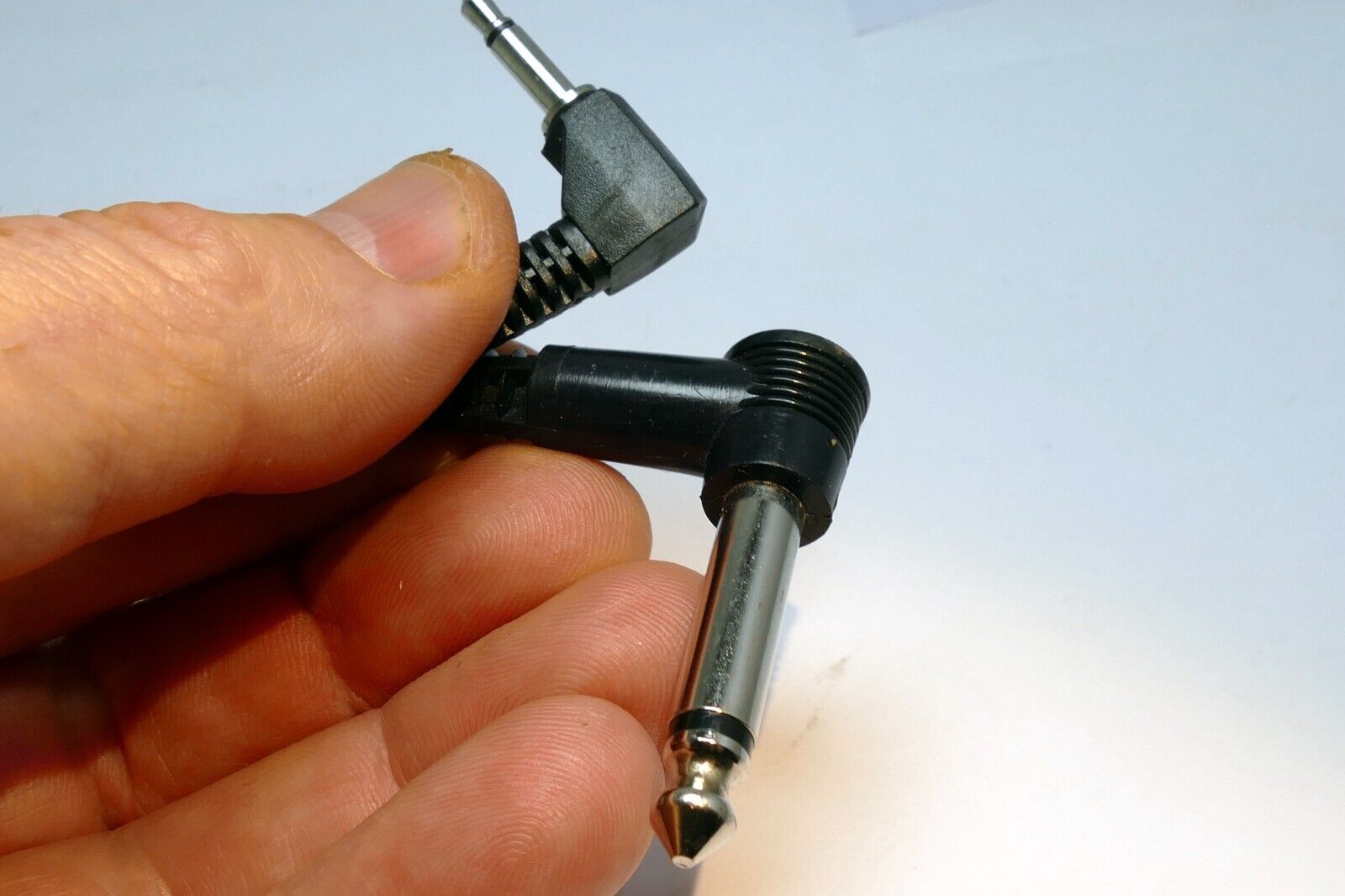 1/4 inch TS  Male to 3.5m Mono Audio  Cable  1  feet extension adapter