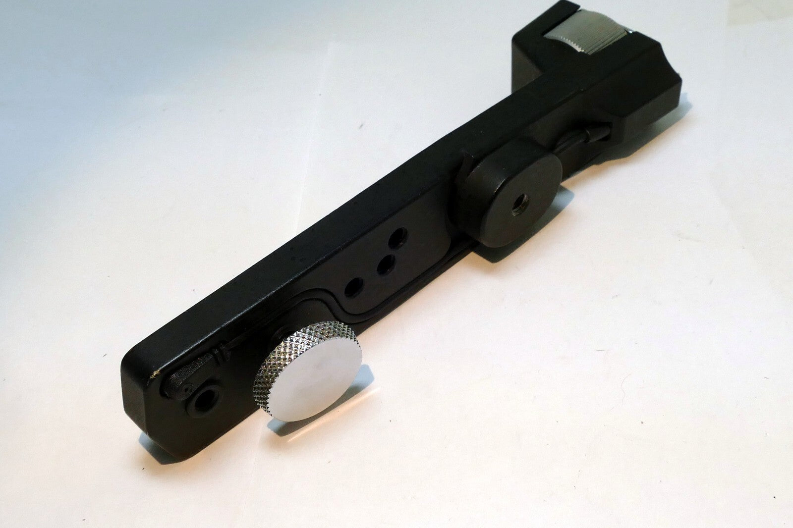 Tripod Bracket for Olympus Bounce Grip 2