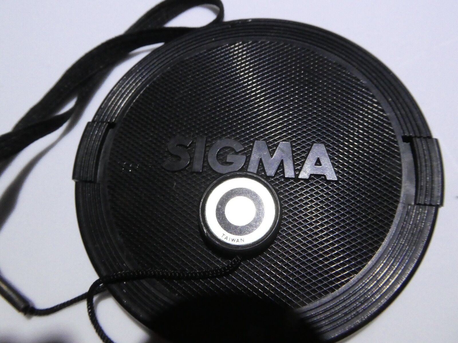 Sigma 72mm Lens Front Cap snap on type   Free Ship Worldwide