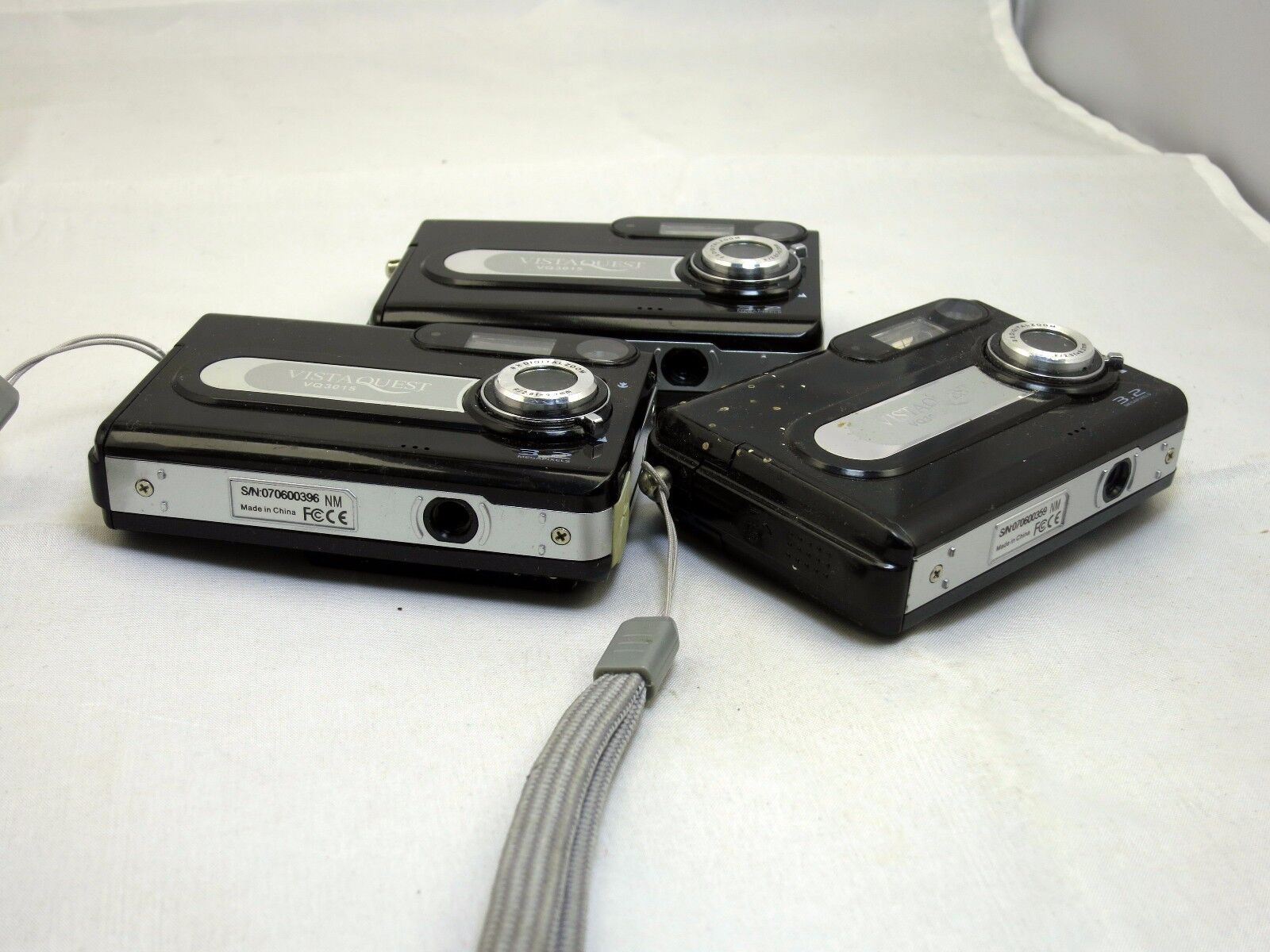 VistaQuest VQ 3015 camera for parts not working (lot of three)