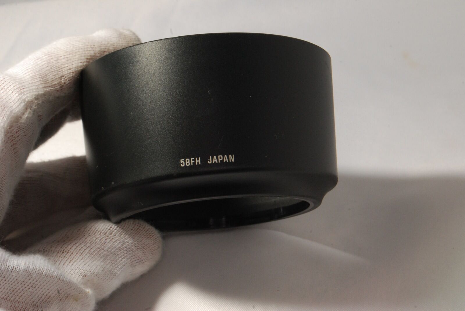 Tamron Plastic Lens Hood 58FH Japan for 70-210mm Adaptall f4-5.6 3128020