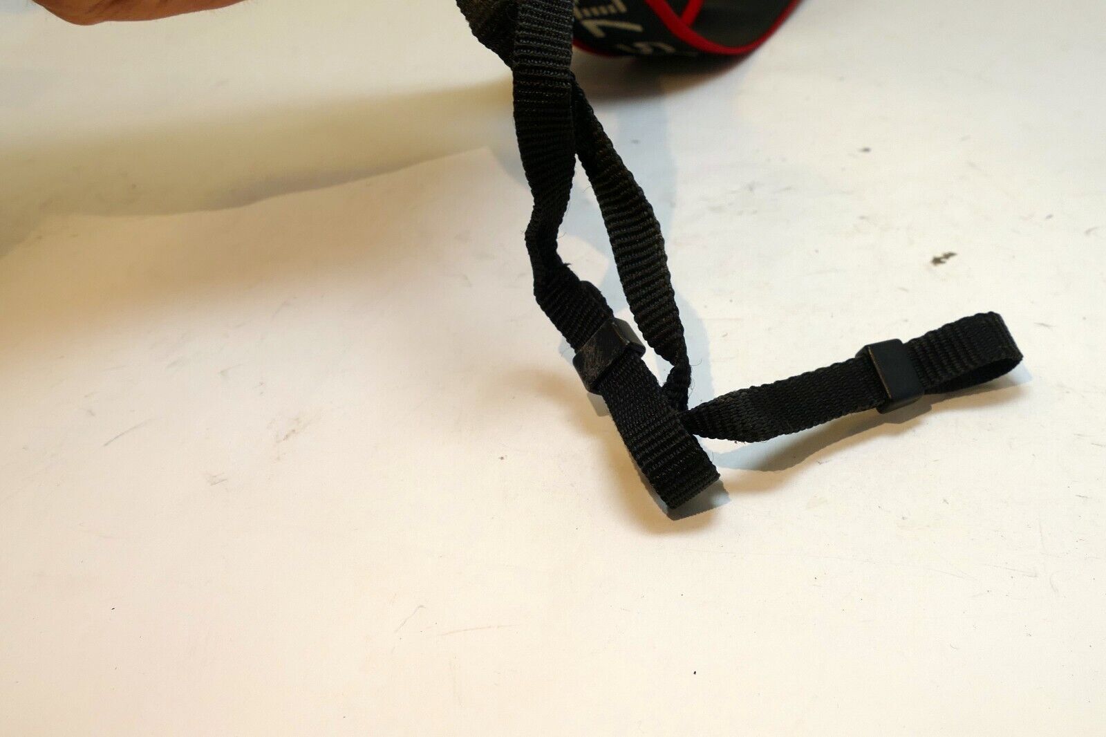 Canon EOS 7D Mark I Black-Silver Logo Camera Neck Strap - genuine original OEM