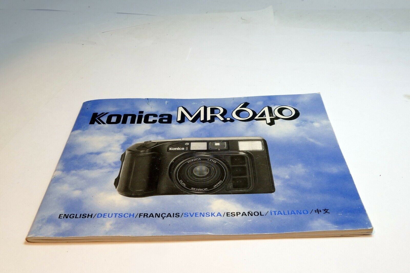 Konica MR. 640 Camera Guide Instruction Manual English Francais Espanol Italiano