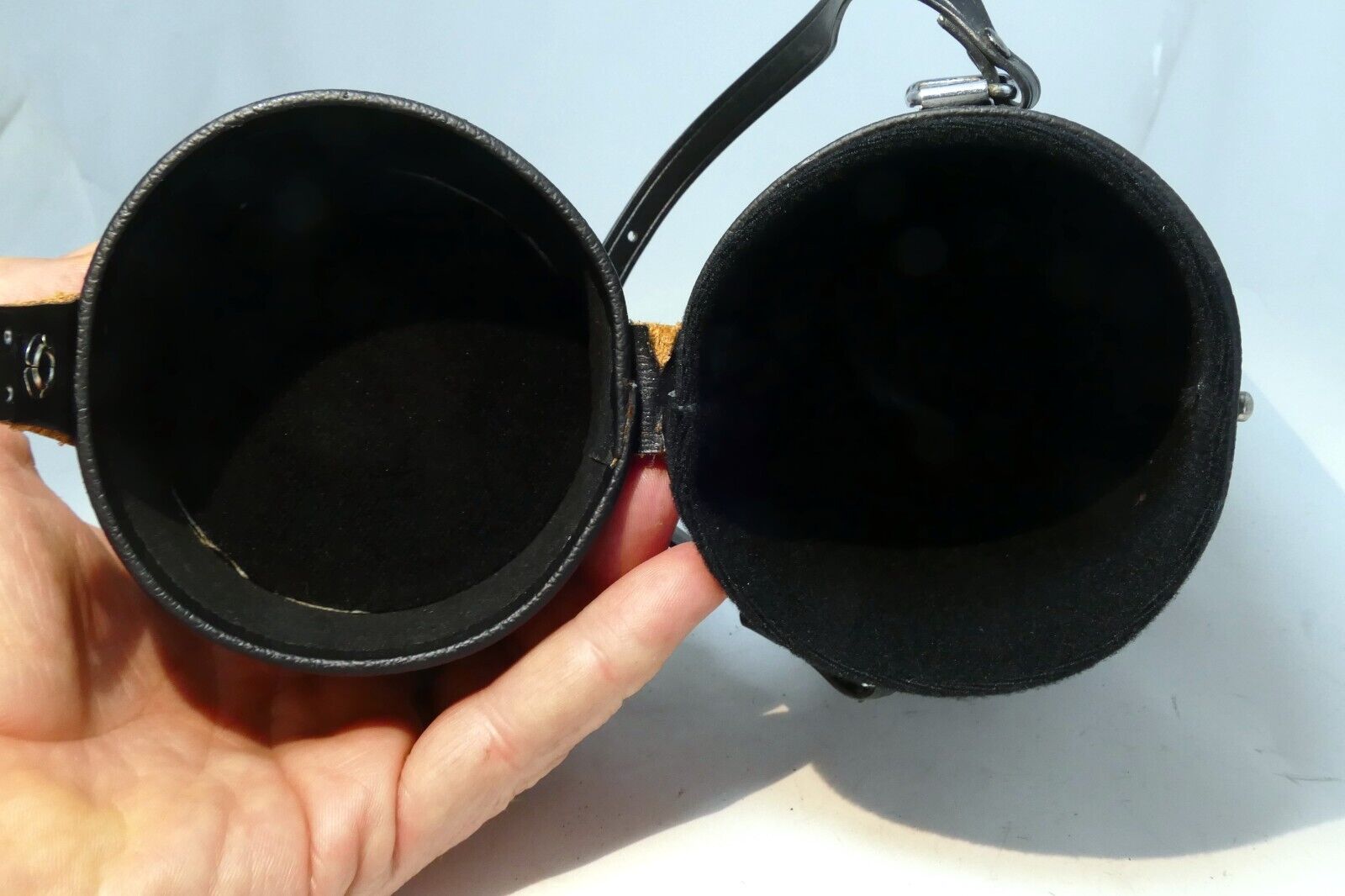 Vivitar Hard Lens Case for 70-210mm f3.5 series 1  3X7"