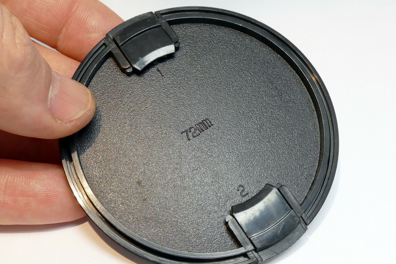 72mm snap on type Lens Front Cap black plastic