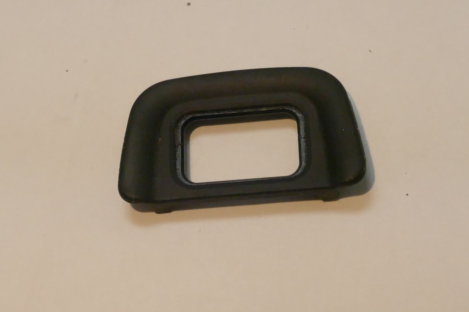 Nikon DK-20 viewfinder Rubber eye eyecup for D550 D5300 D60 D camera OEM genuine