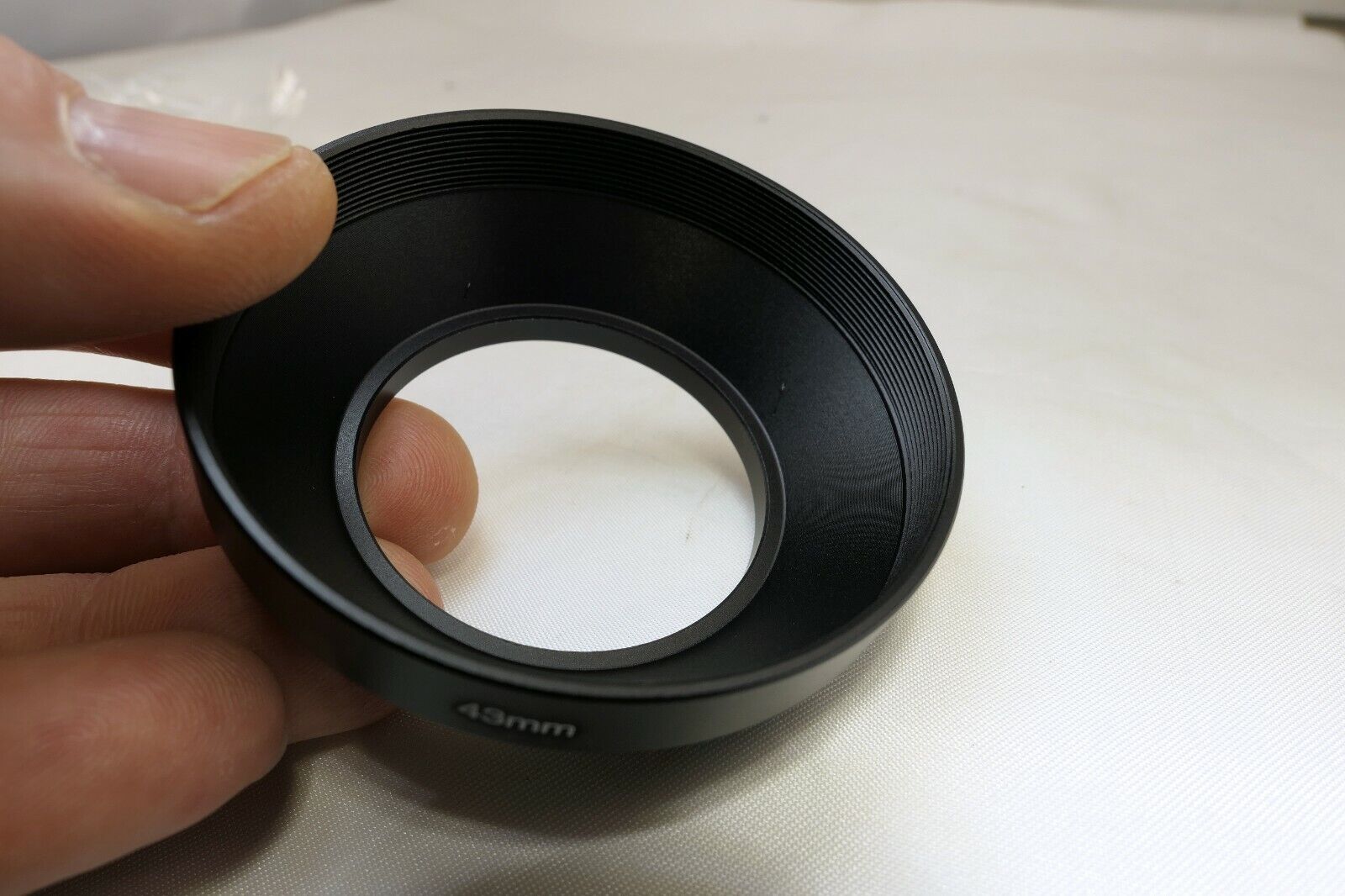 43mm Metal LENS hood Wide Angle for 3.5cm 2.8cm screw w/ threads in front rim 62