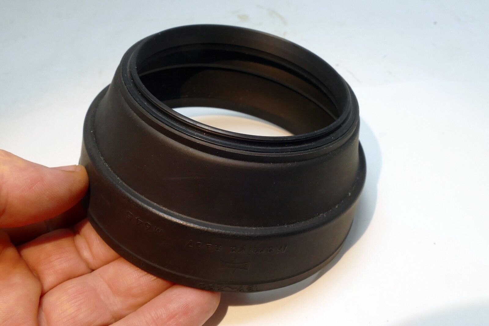 Mamiya 77mm Threaded Lens Hood RB67 180mm 4.5 210mm  Sekor C K/L AP - Original