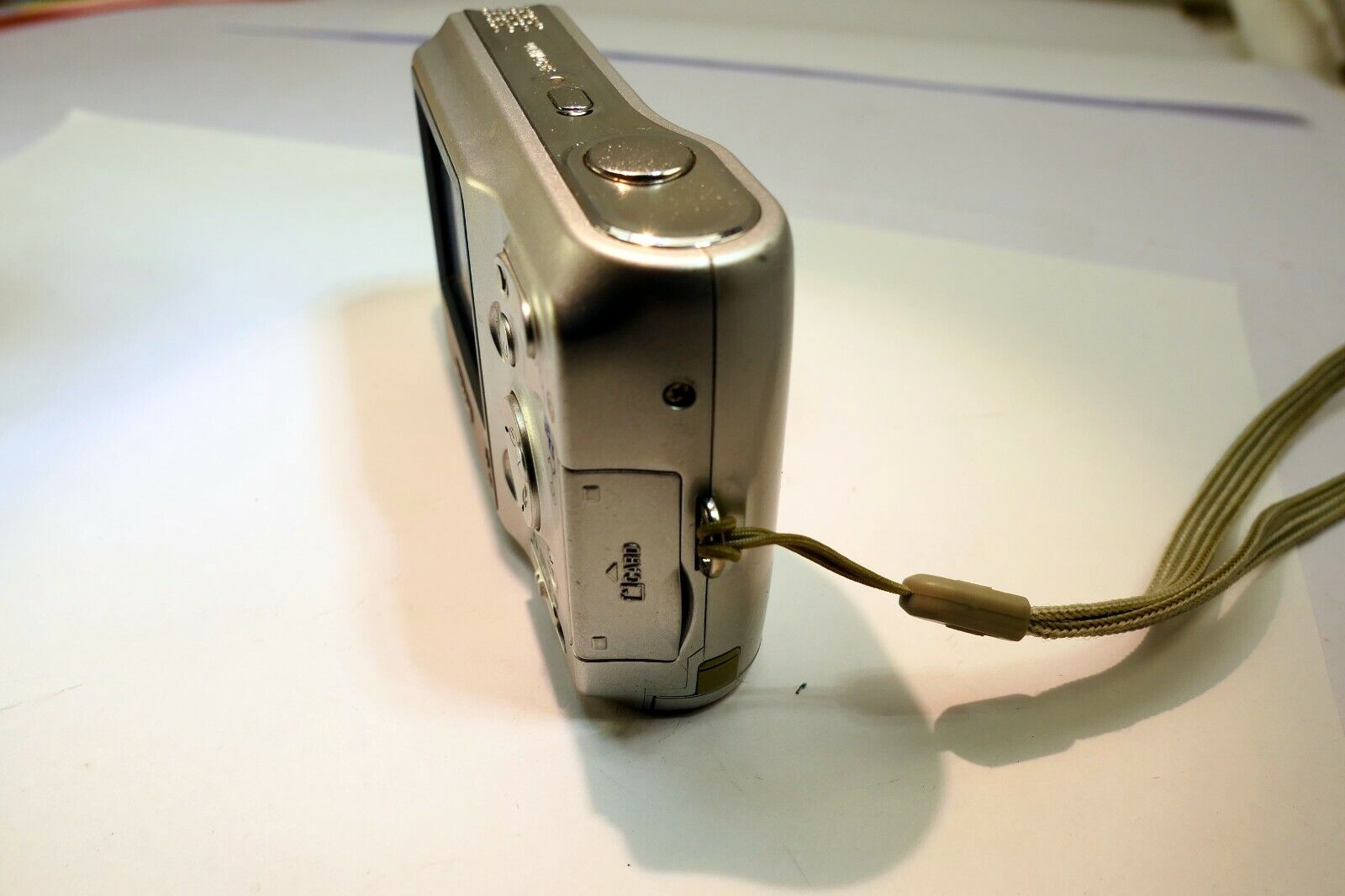 Nikon COOLPIX L3 5MP Digital Camera Silver - AS IS parts or repair does not work