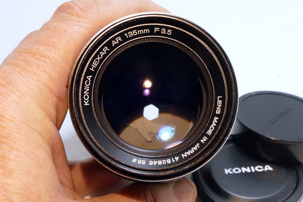 Konica 135mm F/3.5 Hexar AR Mount Lens w/ caps telephoto - Mint condition