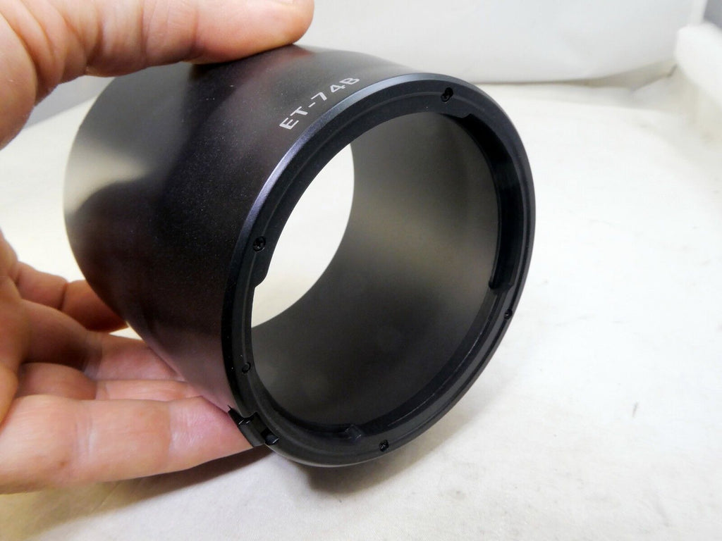Aftermarket Hood  ET-74B Replacement for EF 70-300mm f4-5.6 IS II USM Lens shade