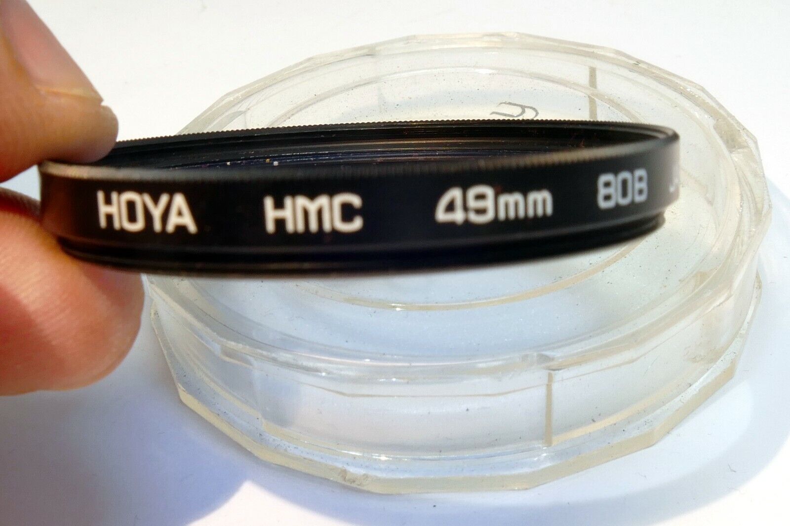 Hoya  HMC 80B 49mm Filter  Blue multi-coated