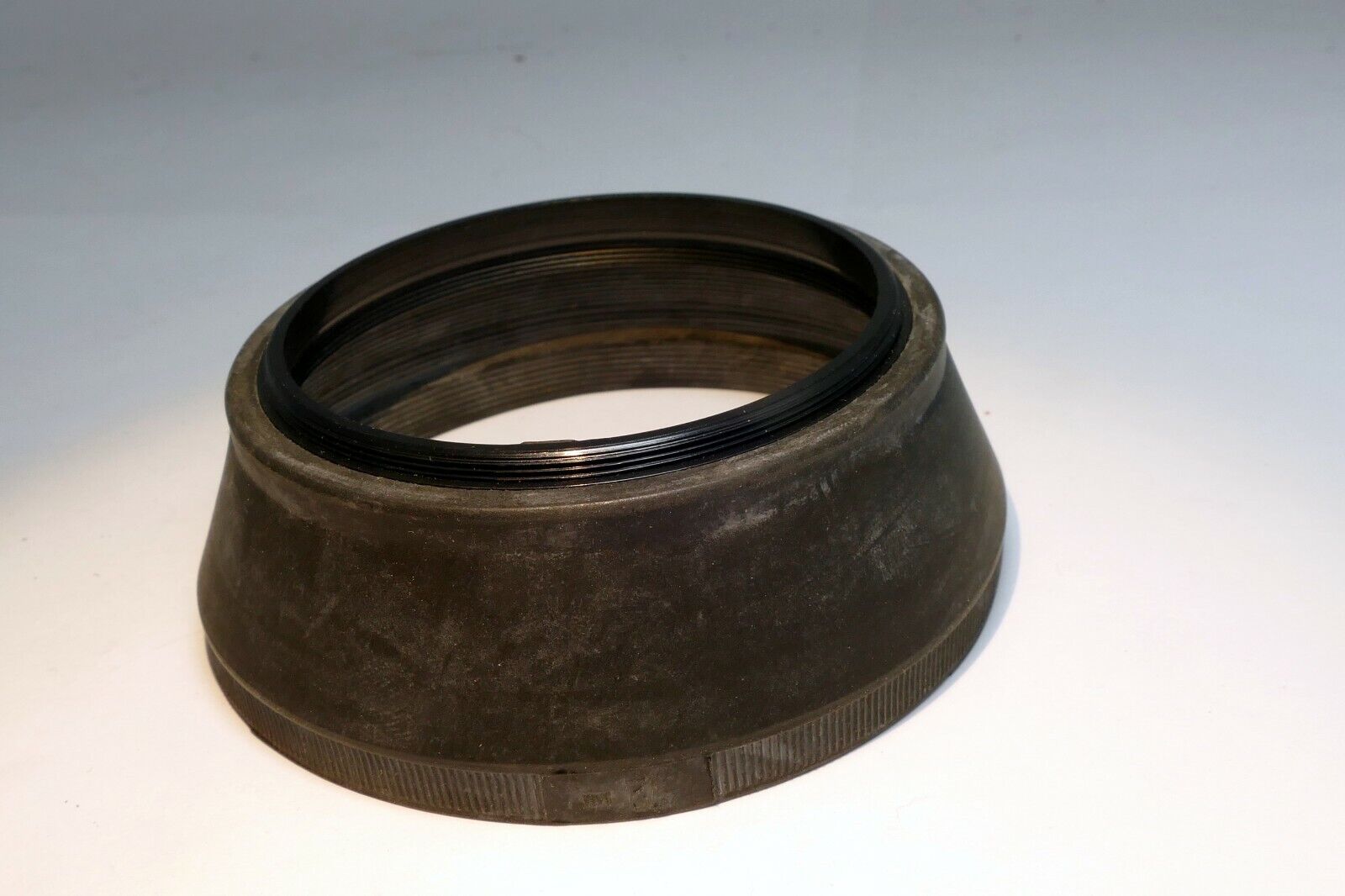 72mm rubber Lens Hood Shade screw in double  threaded for 300mm