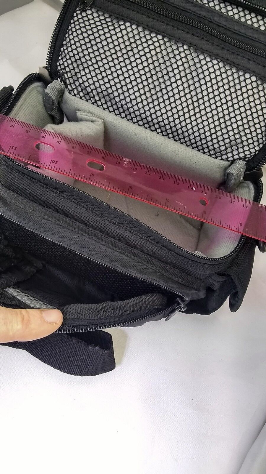 LowePro  125 Compact Camera Case with Strap Sony Panasonic Digital HD MiniDV