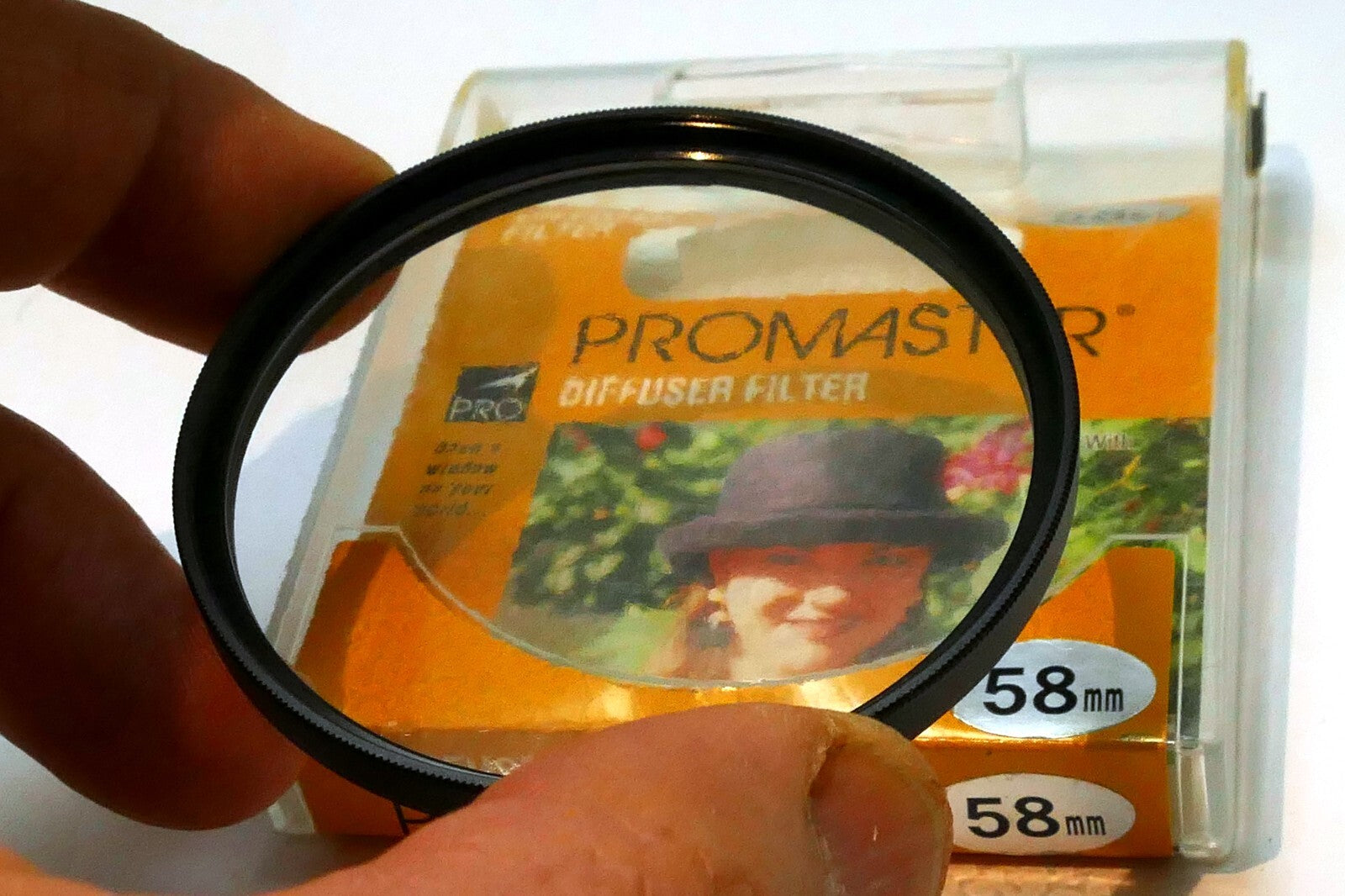 Promaster Diffuser Lens Filter 58mm Soft Focus for portraiture - DUTO