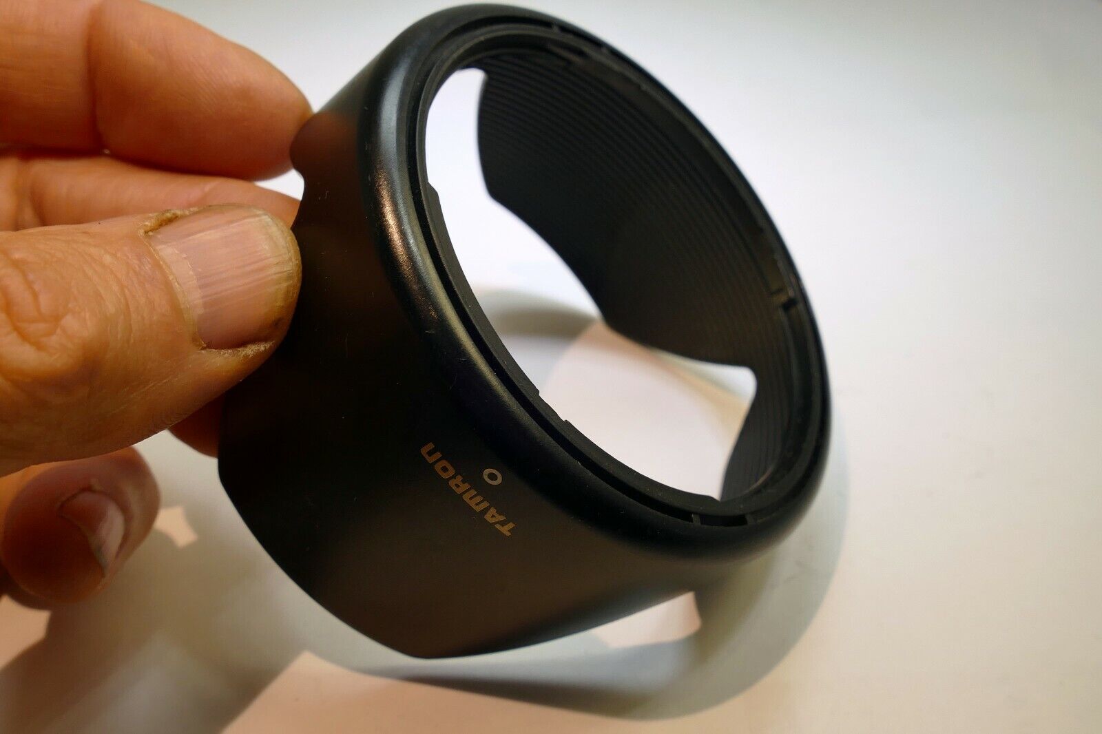 Tamron 1D3FH Lens Hood Shade for  28-105mm f4-5.6 AF zoom