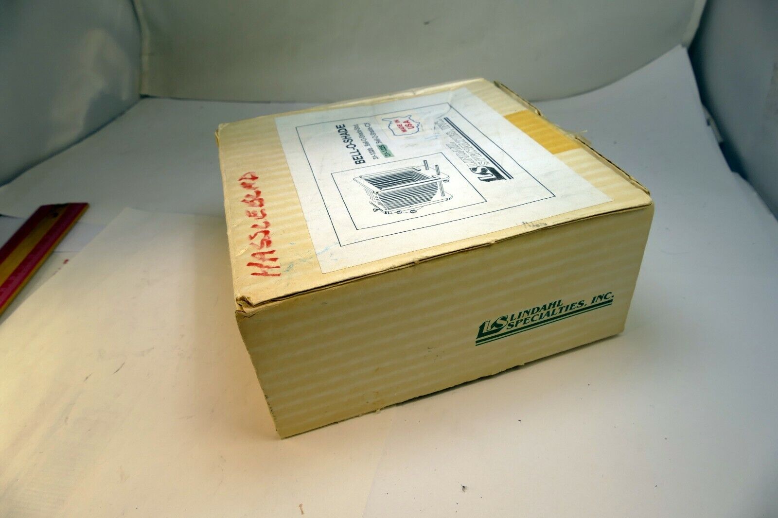 Empty box only for LS Lindahl Specialties bell-O-Shade 31-1325